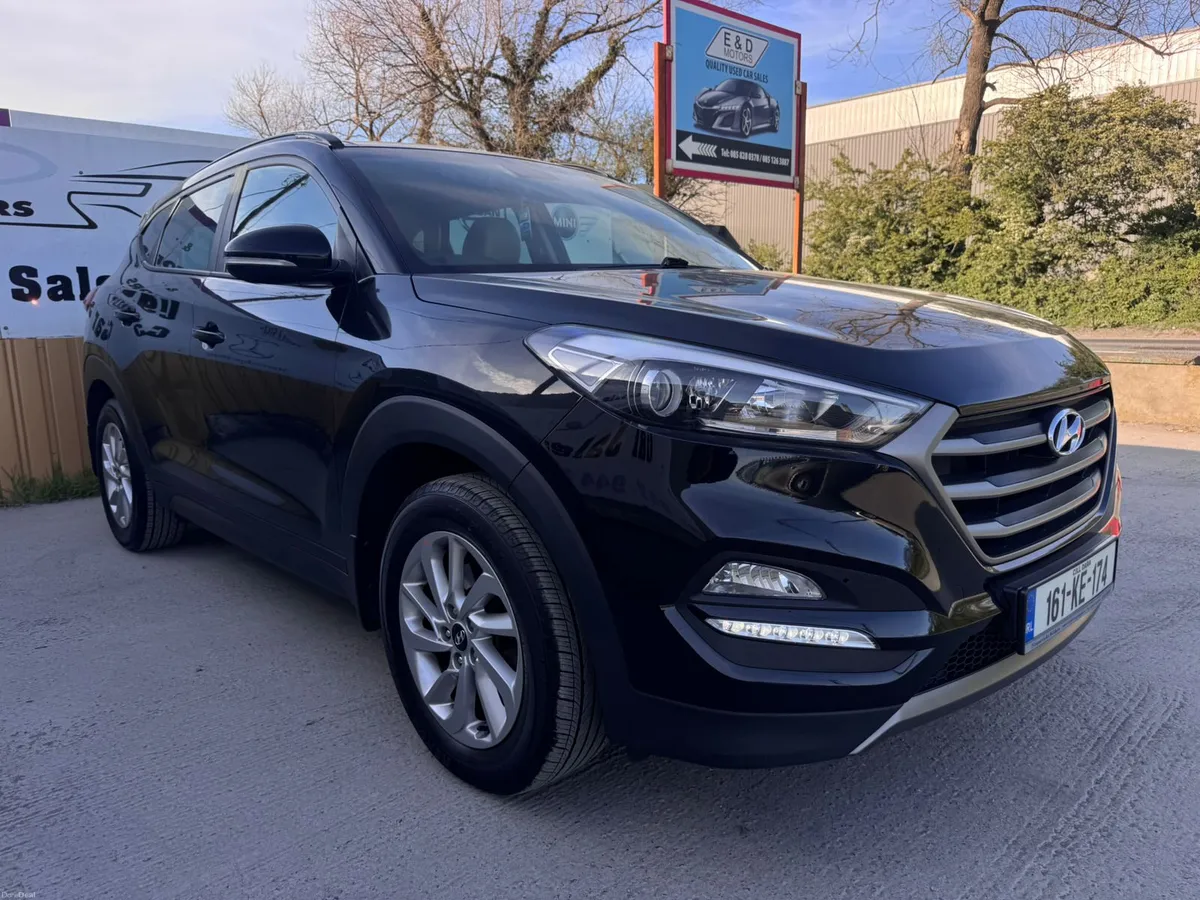 161 Hyundai Tucson 1.7D PREMIUM Warranty - Image 1