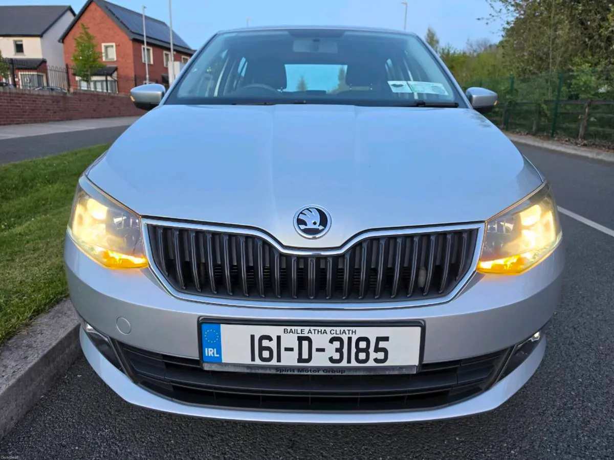 Skoda Fabia 1.0 petrol/ only 40,500 kms /one owner - Image 4