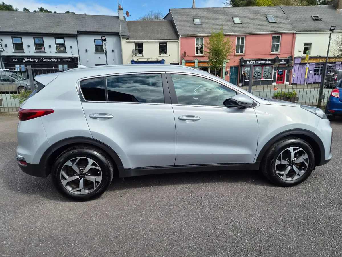 212 Kia Sportage 2 CRDI ISG MHEV, Immaculate, FSH - Image 3