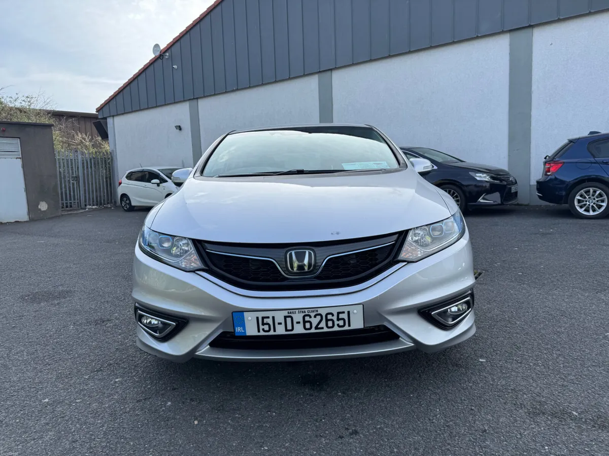 Honda Jade 2015 Hybrid automatic 1.5 - Image 3
