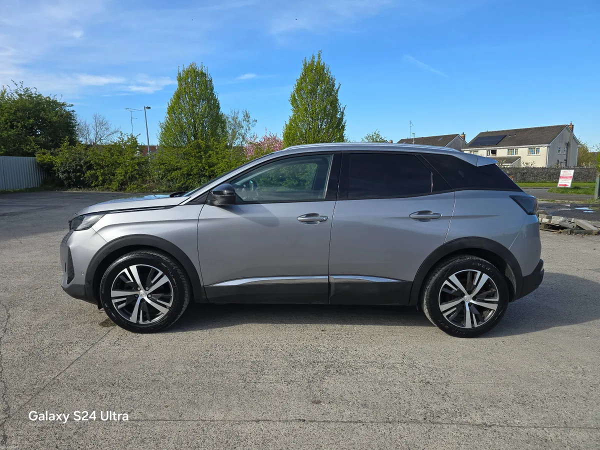 Peugeot 3008  1.5 hdi Allure 130hp - Image 4
