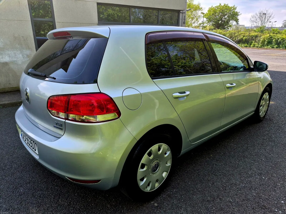 2012 VOLKSWAGEN GOLF 1.42 TSI  TREND LINE AUTO - Image 2