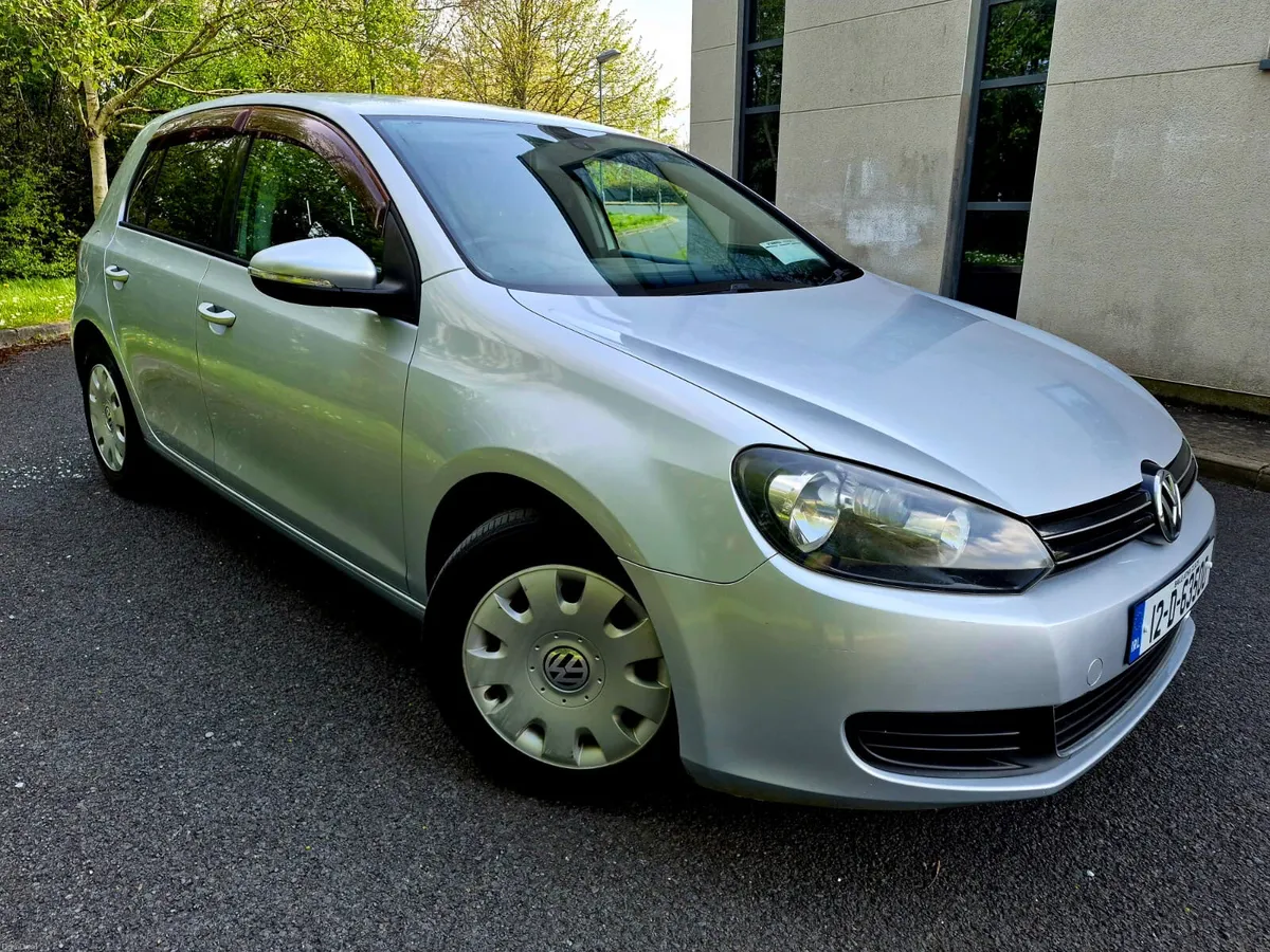 2012 VOLKSWAGEN GOLF 1.42 TSI  TREND LINE AUTO - Image 1