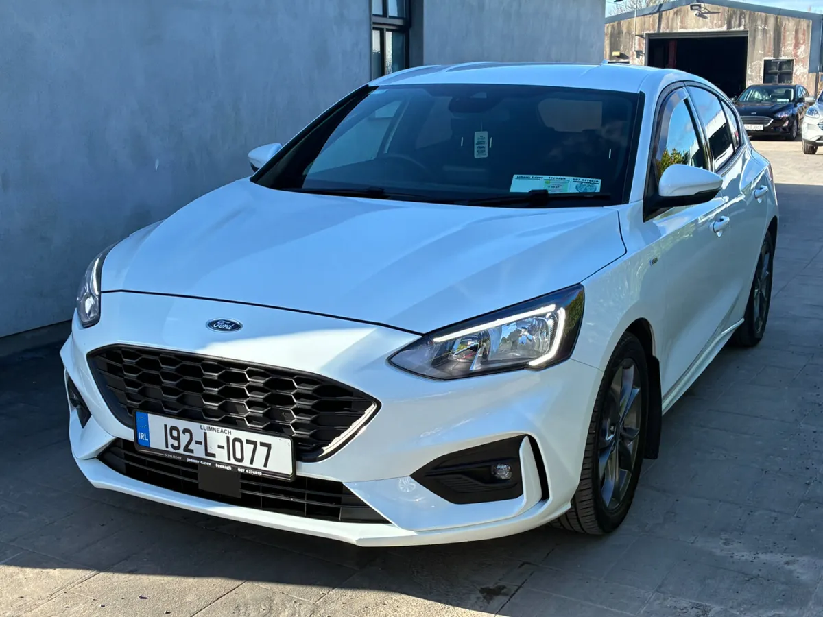 Ford Focus 2019 - Image 3