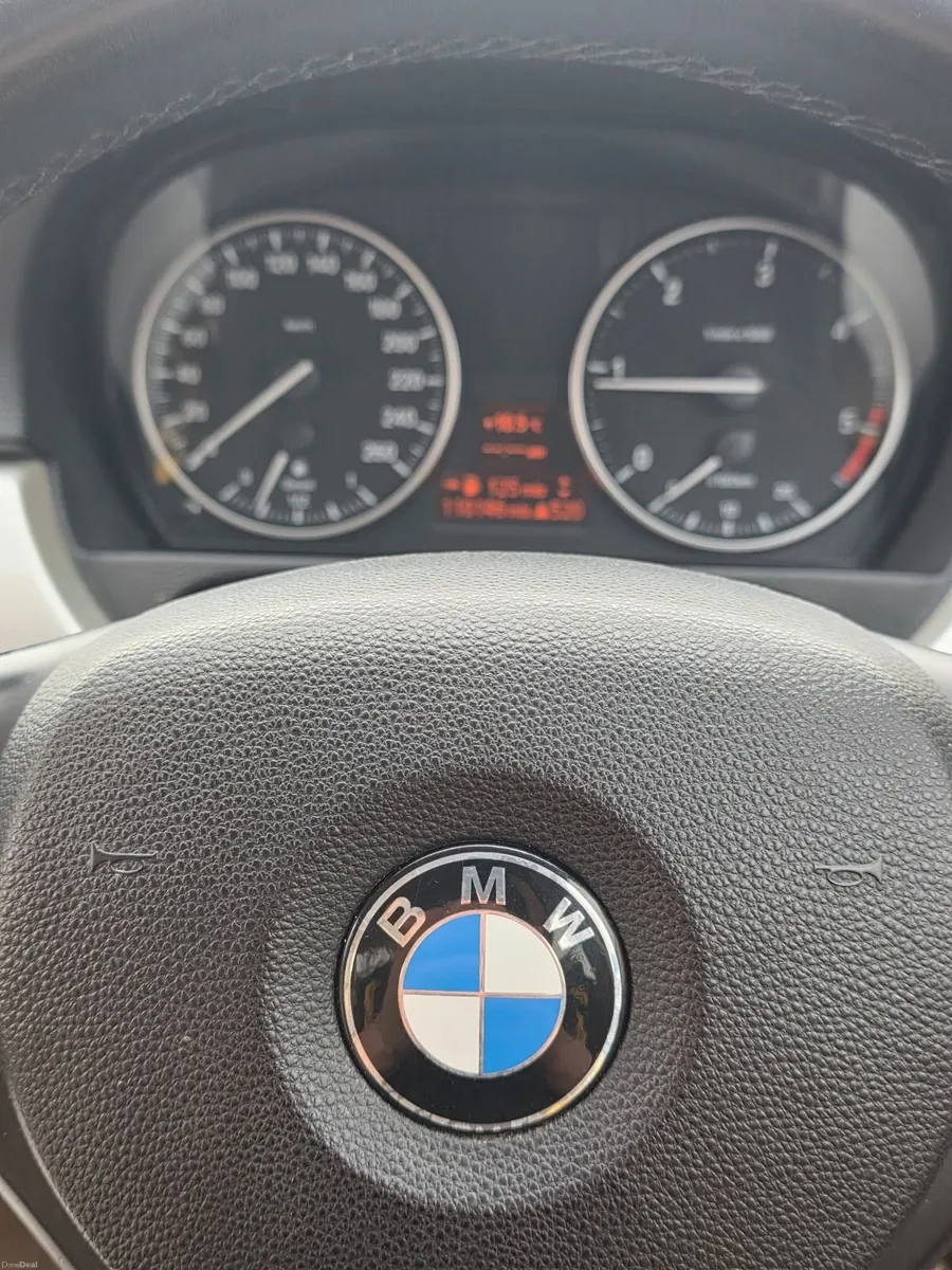 BMW 3-Series 2008 - Image 4