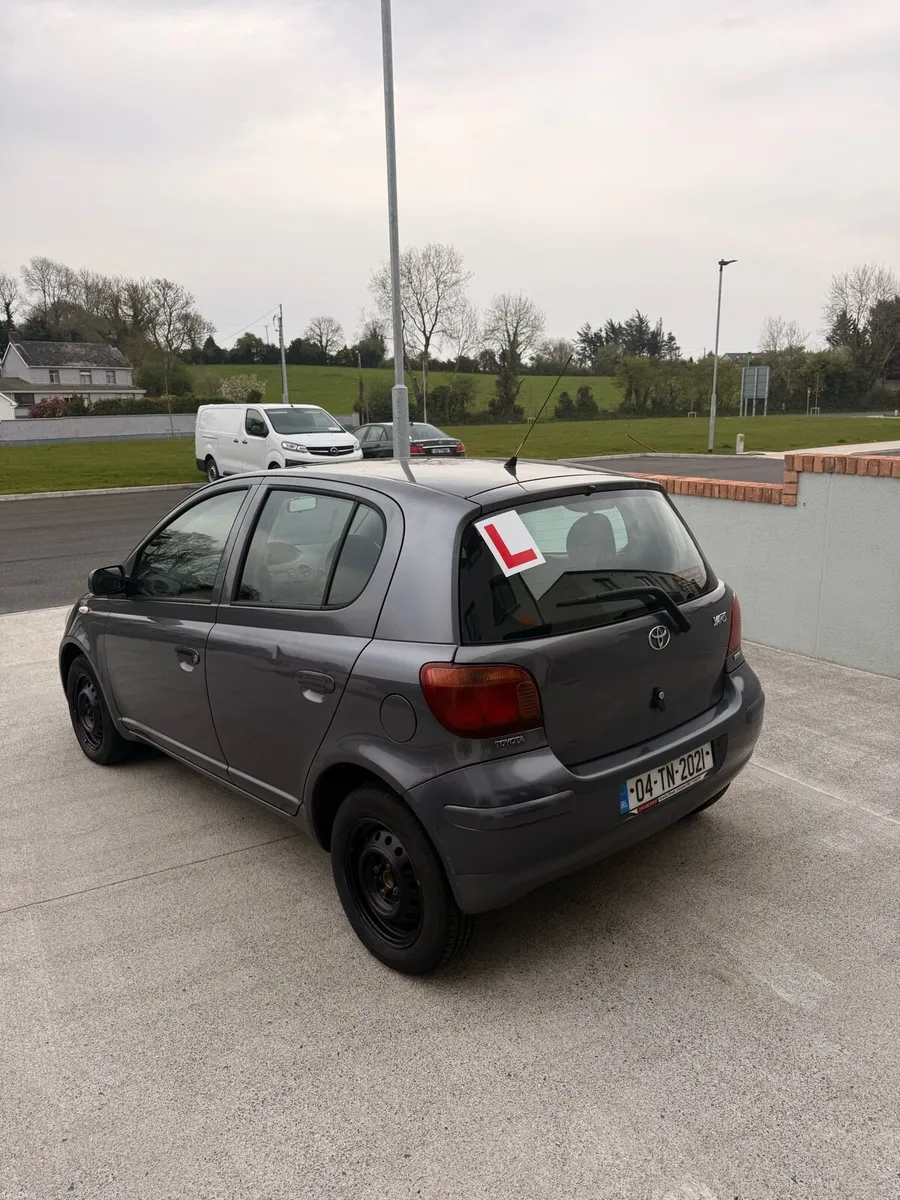 Toyota Yaris - Image 4