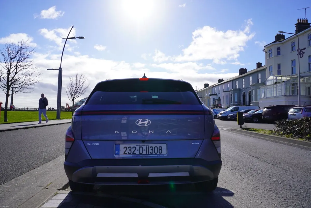 Hyundai KONA 2023 - Image 4