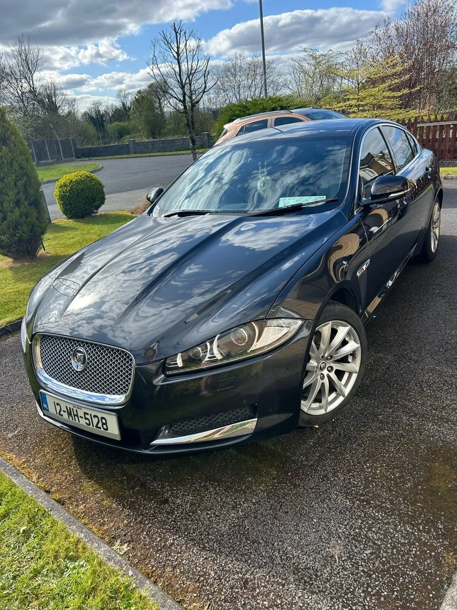 Jaguar XF - Image 1