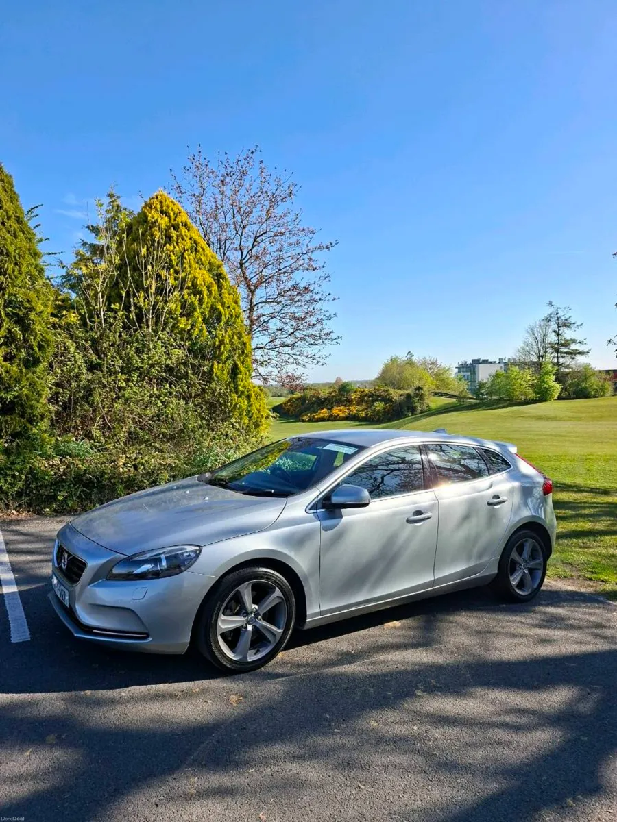 Volvo v40 2014 1.6 automatic nct and tax - Image 1