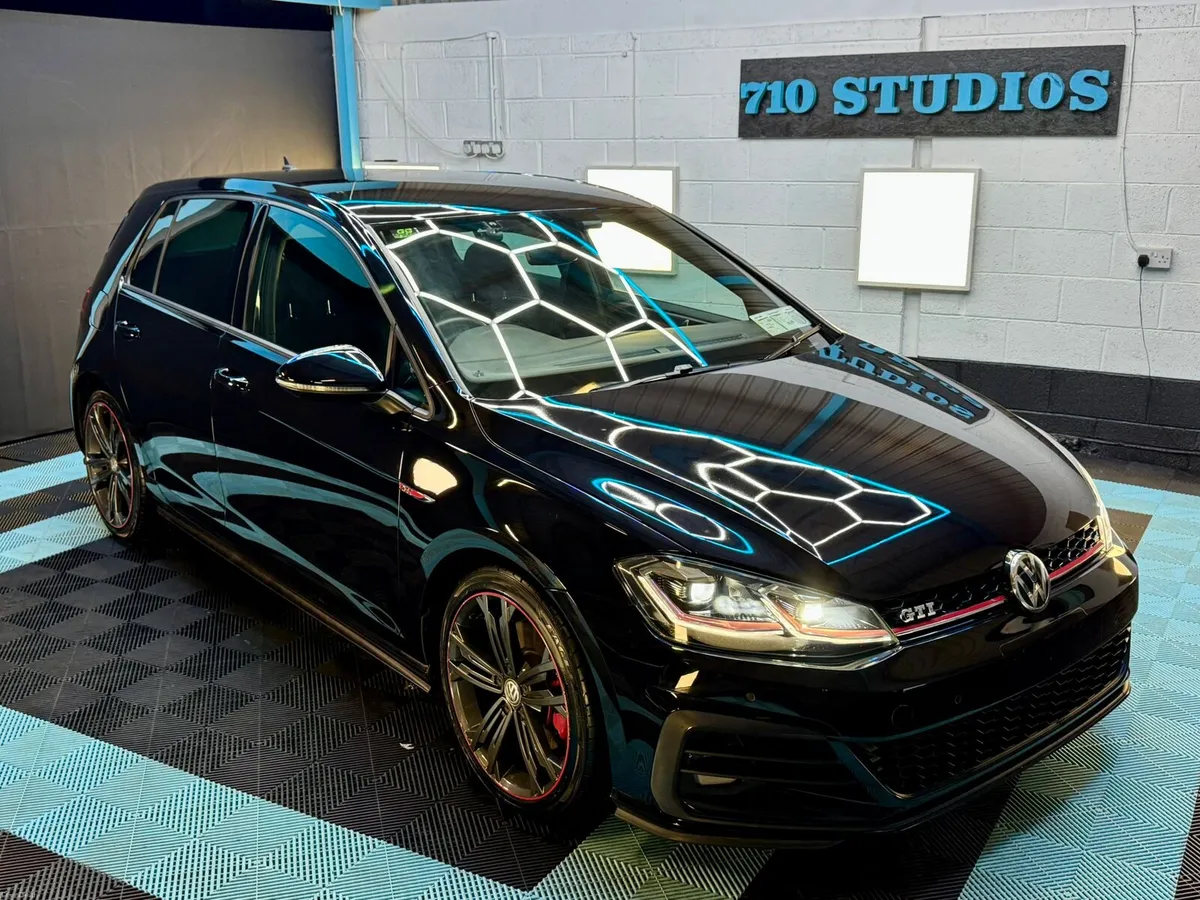 Volkswagen Golf GTi 2018 (182) - Image 2