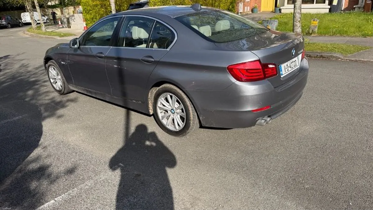 2011 Bmw 5-series - Image 4