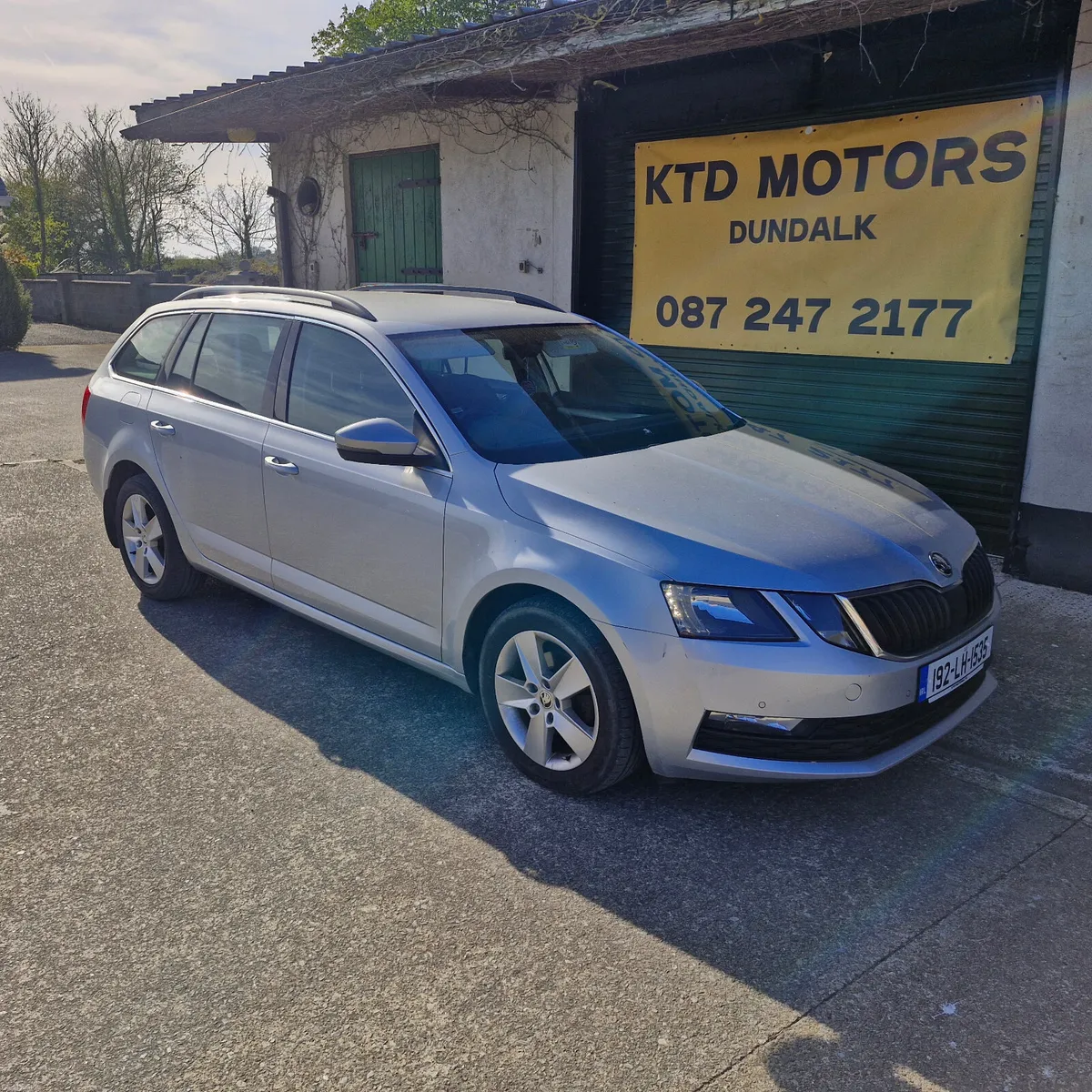 Skoda Octavia 2019 1.6d Estate - Image 2