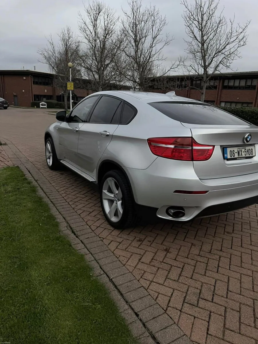 BMW x6 - Image 2