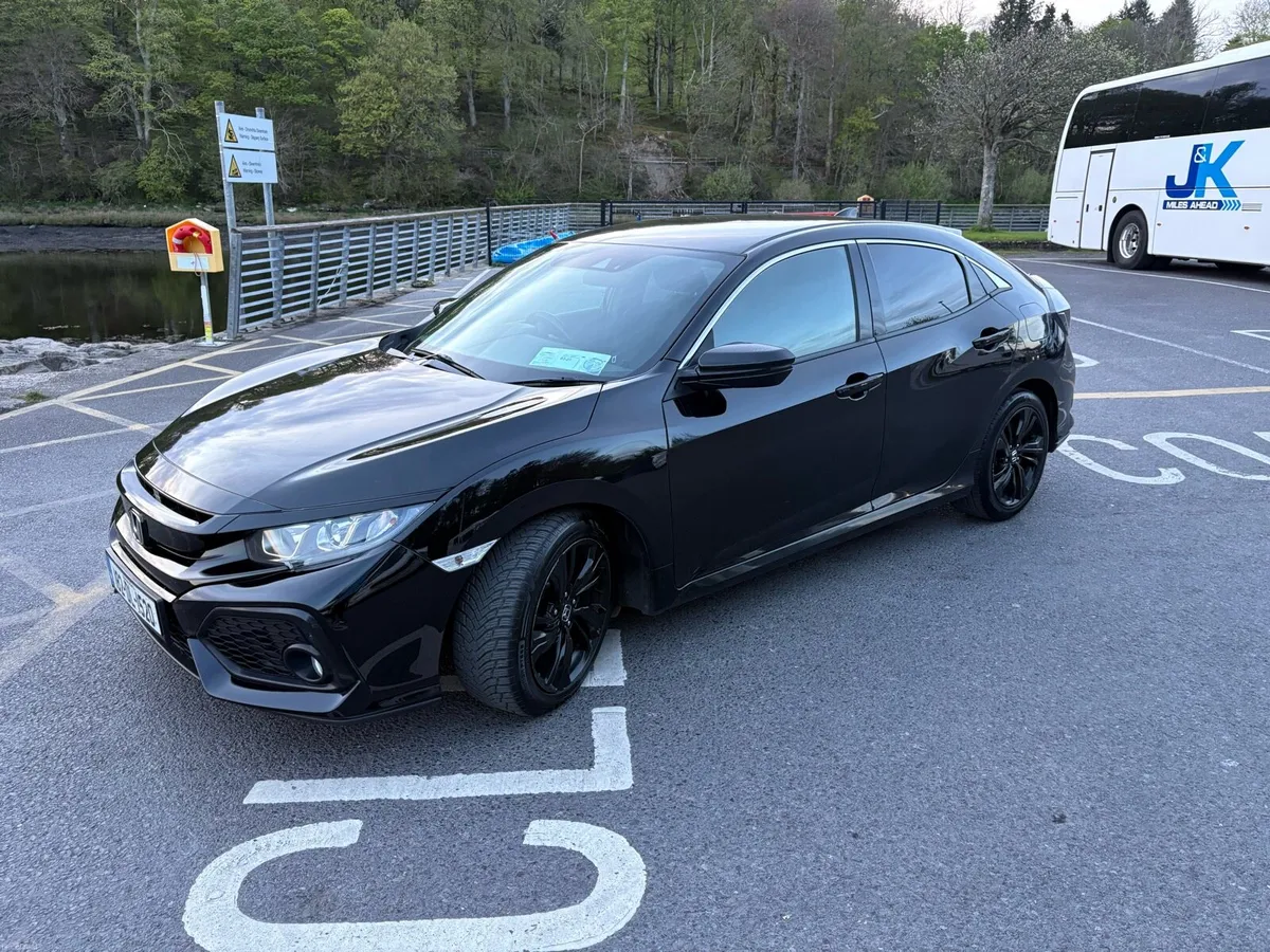 Honda civic - Image 4