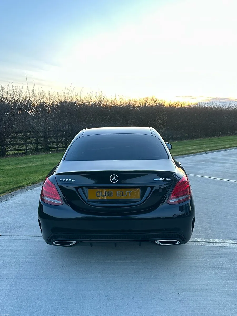 2018 MERCEDES BENZ C220D AMG LINE AUTO - Image 4