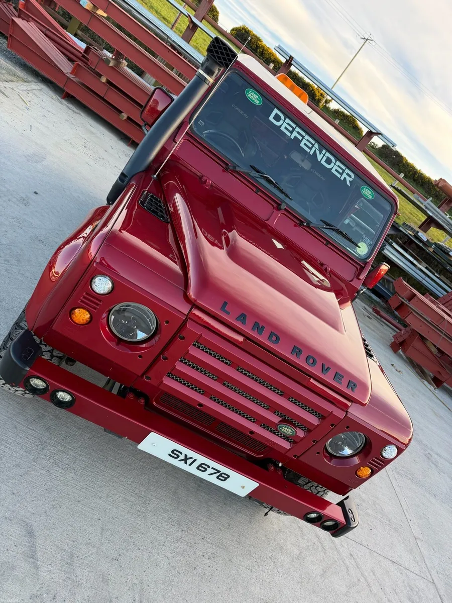 2012 Landrover Defender 90 - Image 3