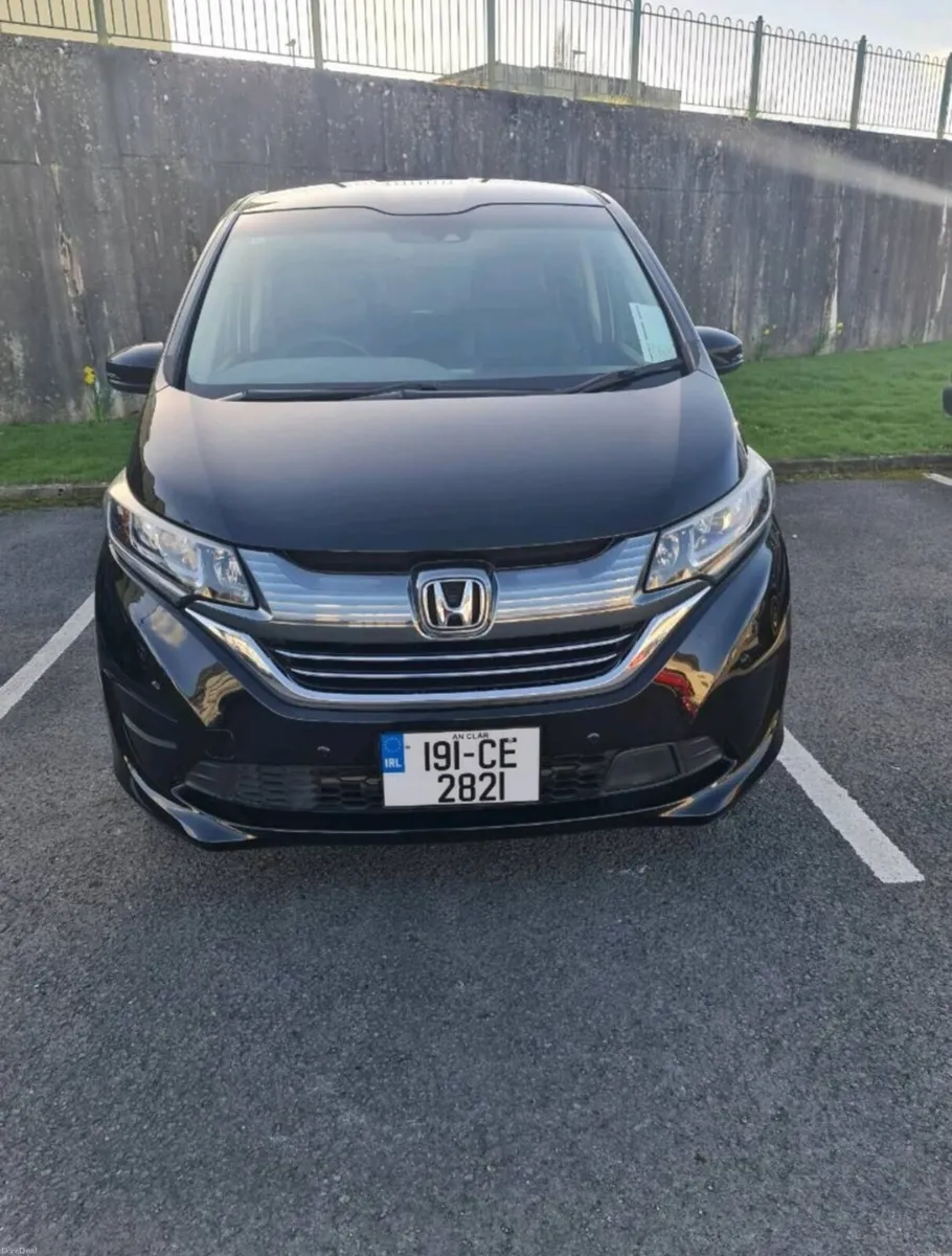 Honda Freed 2019 Hybrid 1.5 petrol Aoutmaic - Image 1