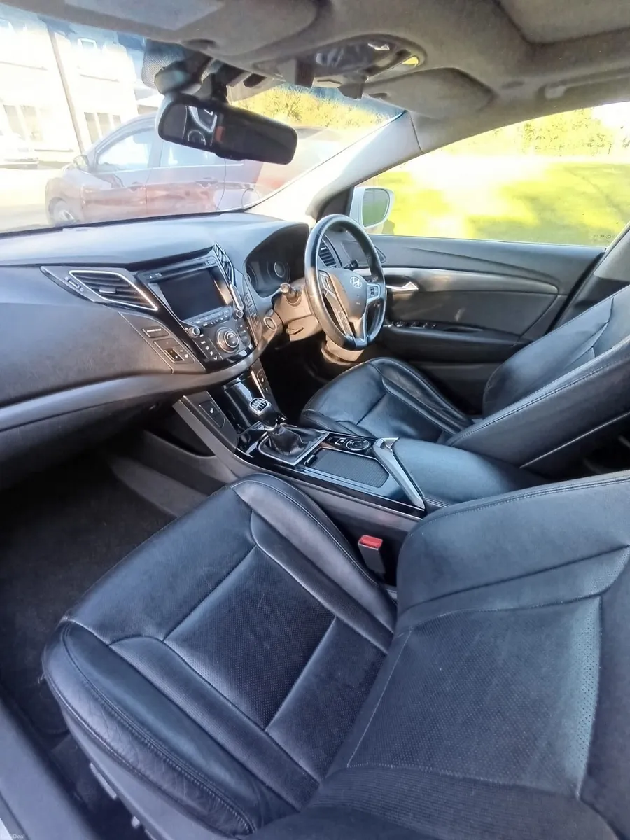 Hyundai i40 2013 - Image 1