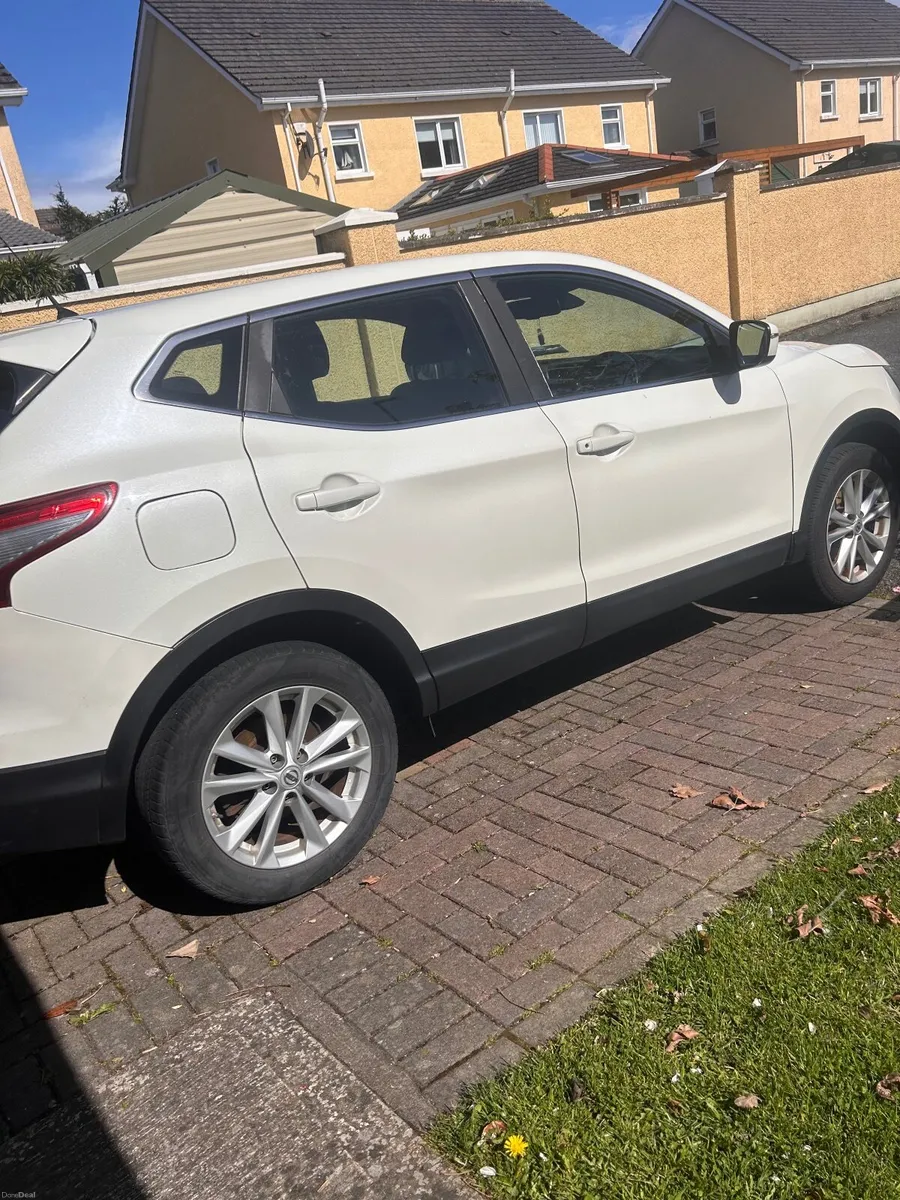 Nissan Qashqai 2016 - Image 3