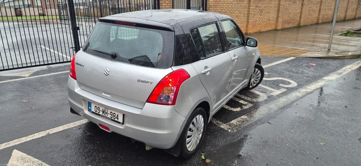 Suzuki Swift 2009 - Image 4