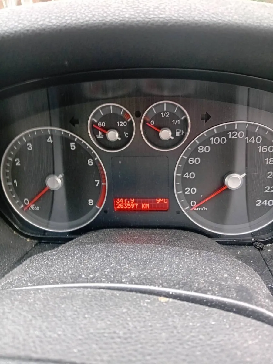 Ford focus - Image 4