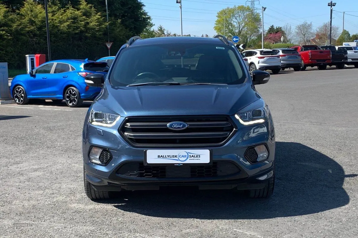 Ford Kuga DIESEL ESTATE - Image 4