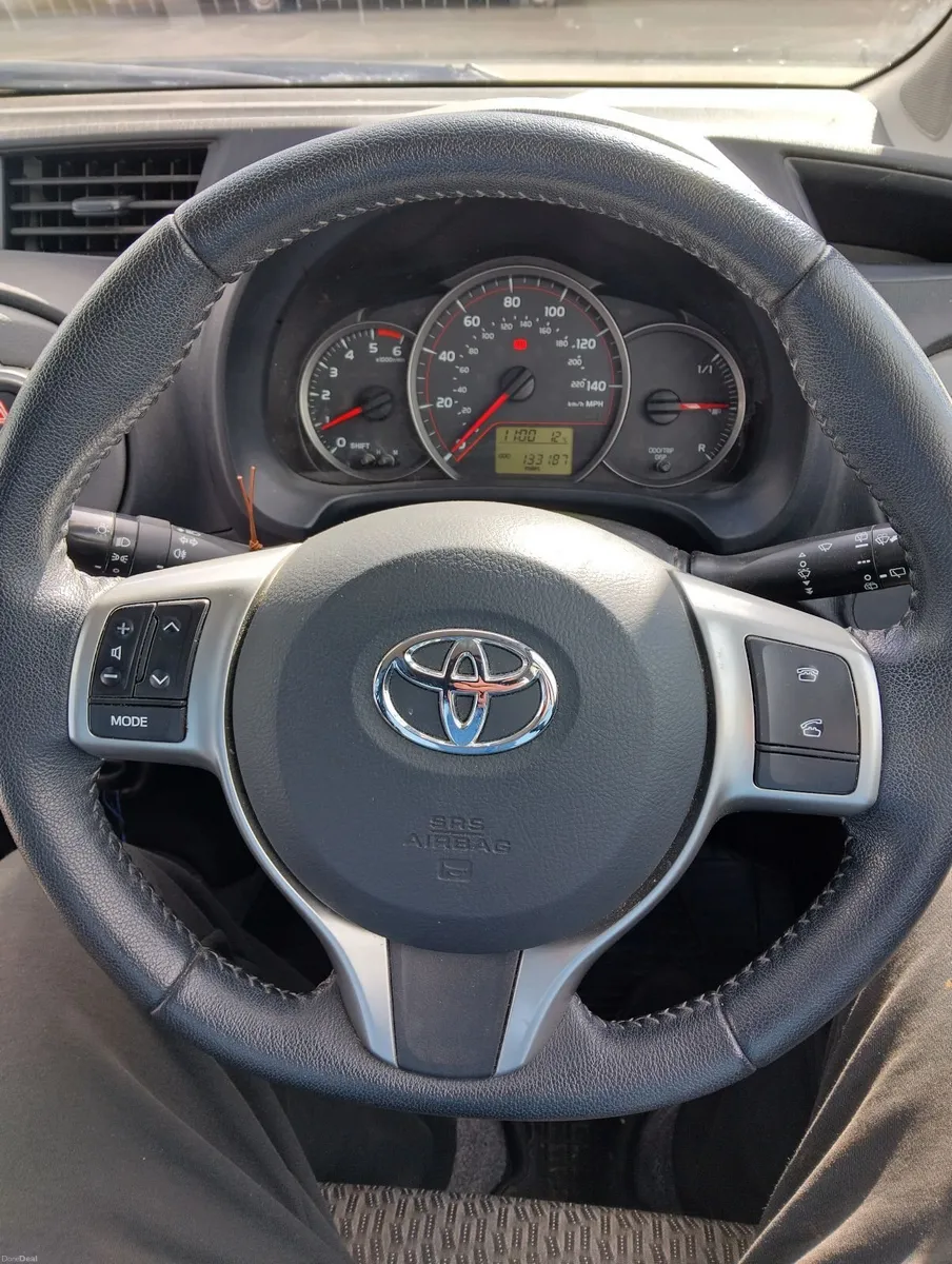Toyota Yaris fresh NOT 65mpg 3.5l/100km. - Image 4