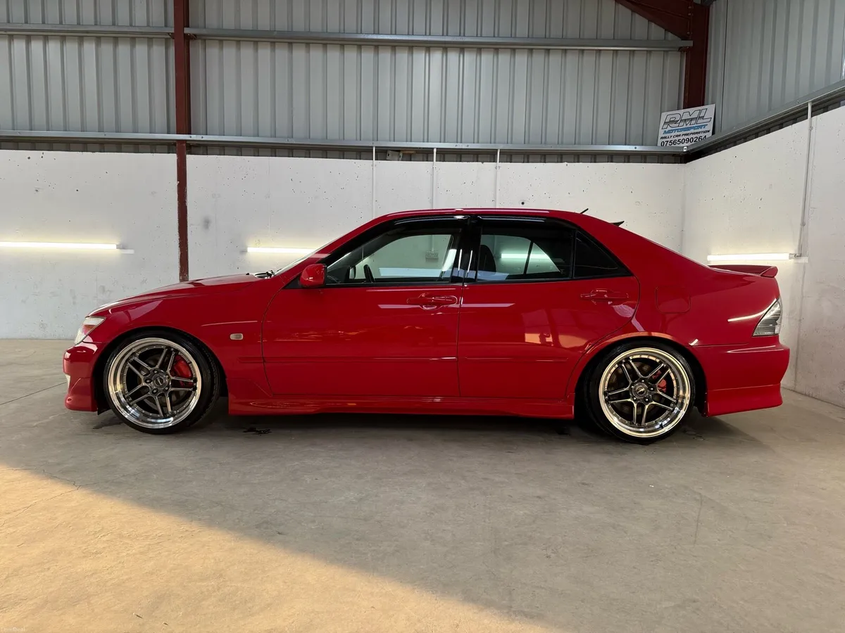 2002 Toyota Altezza RS200 Z Edition - Image 3