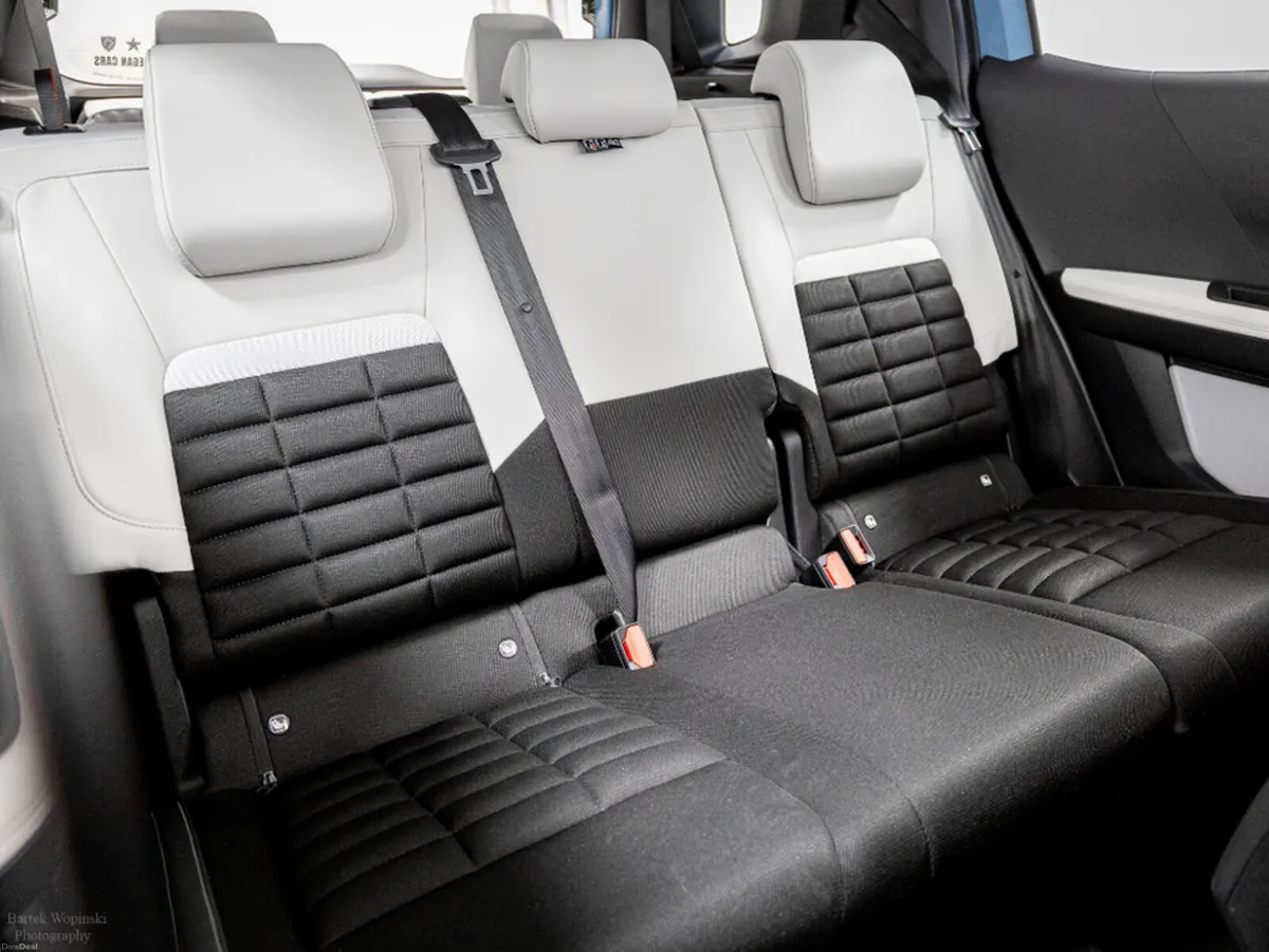 Citroen C3 Aircross Max Hybrid Auto 145HP - 7 Seat - Image 4