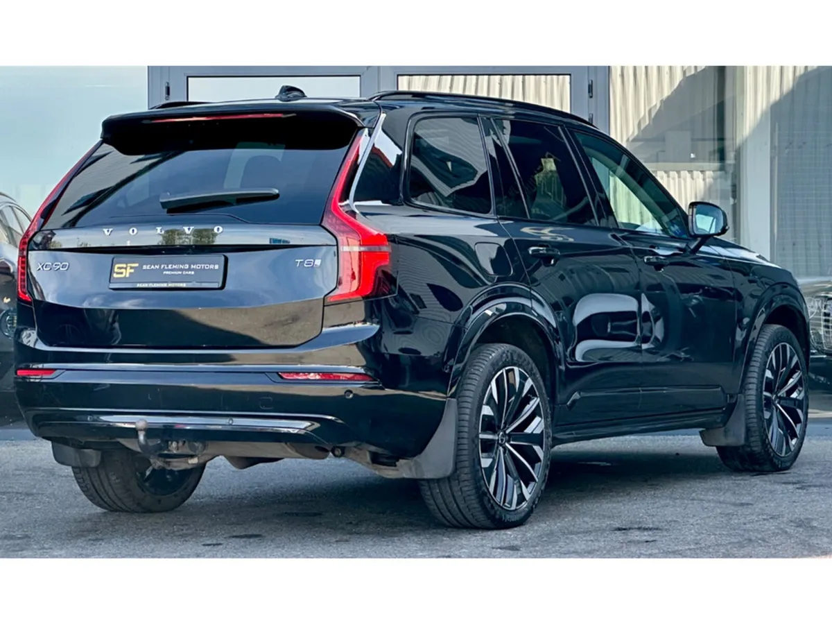 Volvo XC90 T8 PHEV PLUS DARK AWD MY25.5 - Image 4
