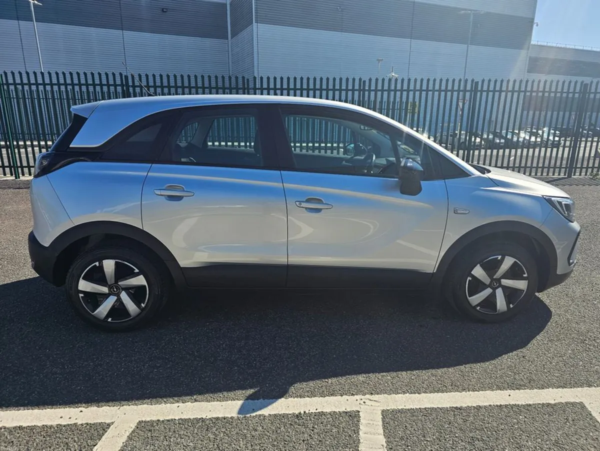 Opel Crossland 1.2 PETROL, SC MODEL, LOW MILEAGE, - Image 4