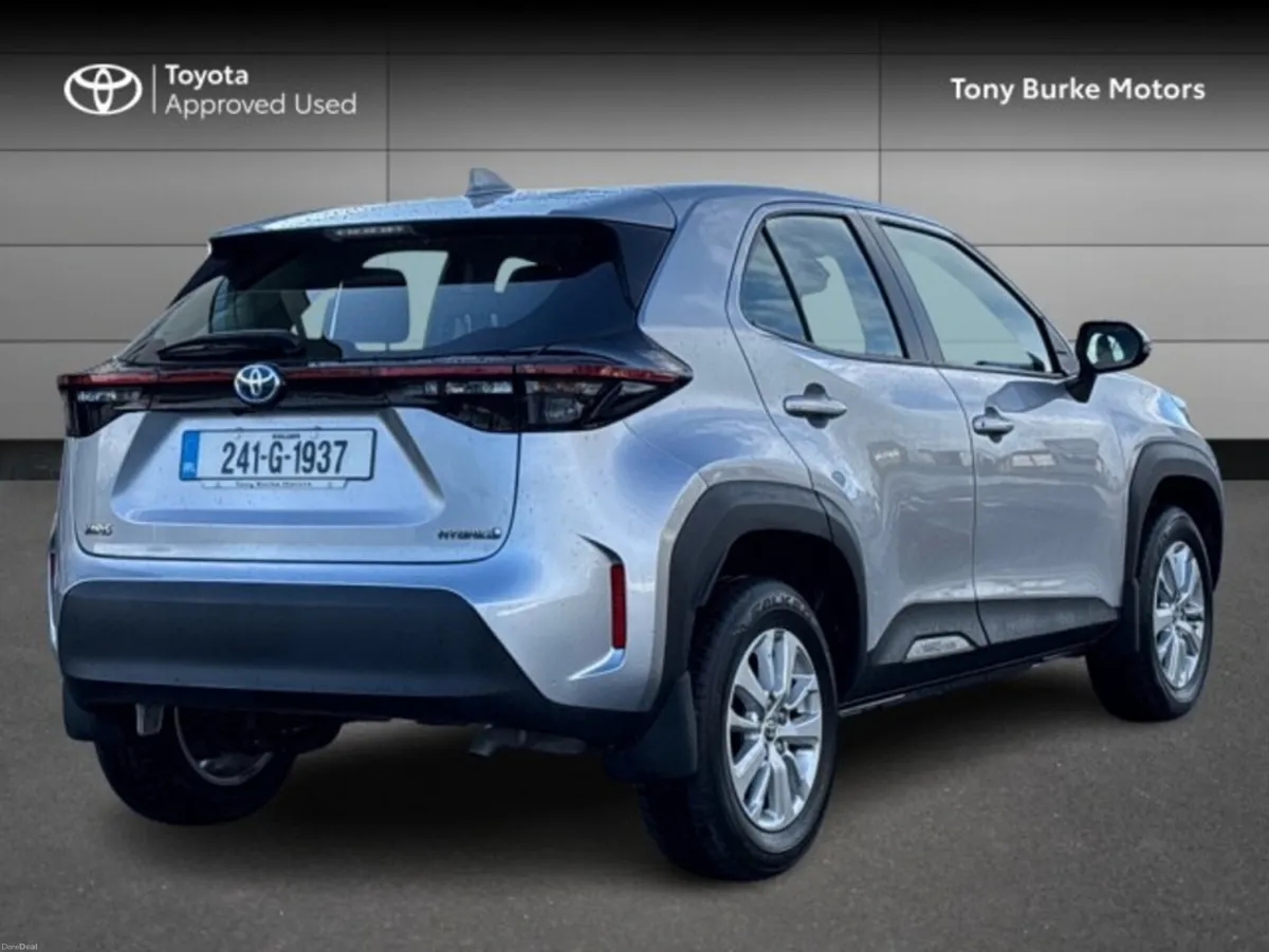 Toyota Yaris Cross - Luna - 1.5 Hybrid - Automatic - Image 2