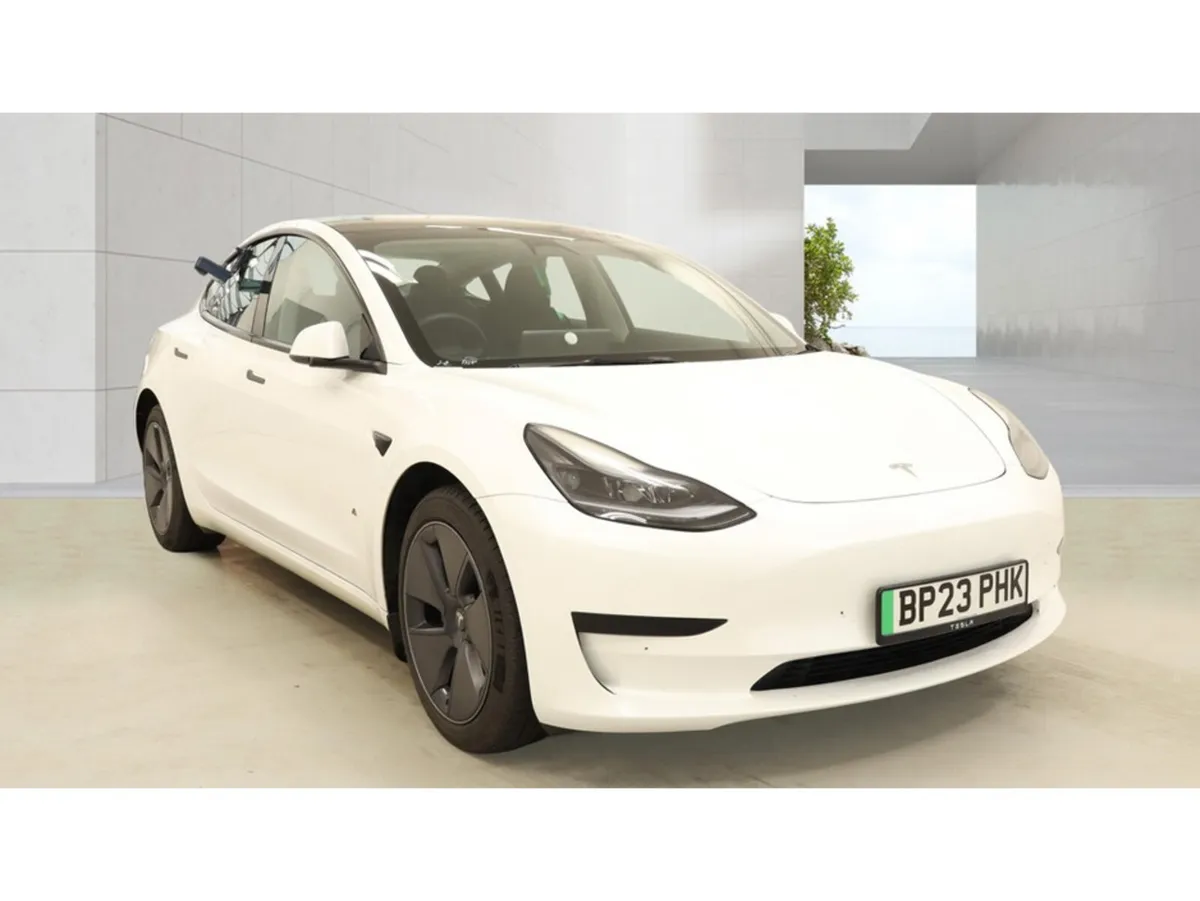 Tesla Model 3 STANDARD RANGE + - Image 4