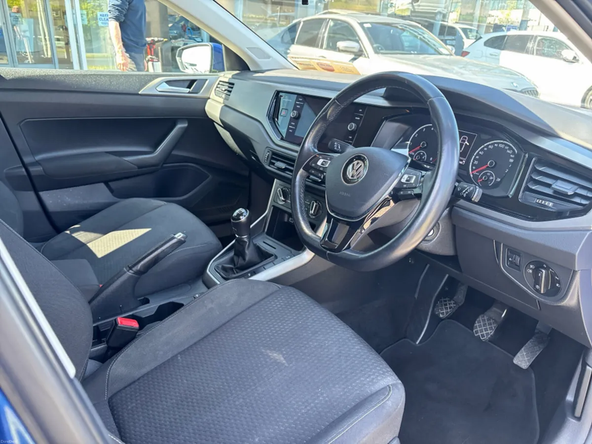 Volkswagen Polo R-LINE 1.0 TSI MANUAL 5SPEED 95BHP - Image 6