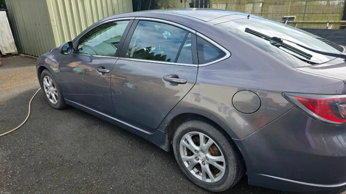 Mazda 6 2009  700 ono - Image 3