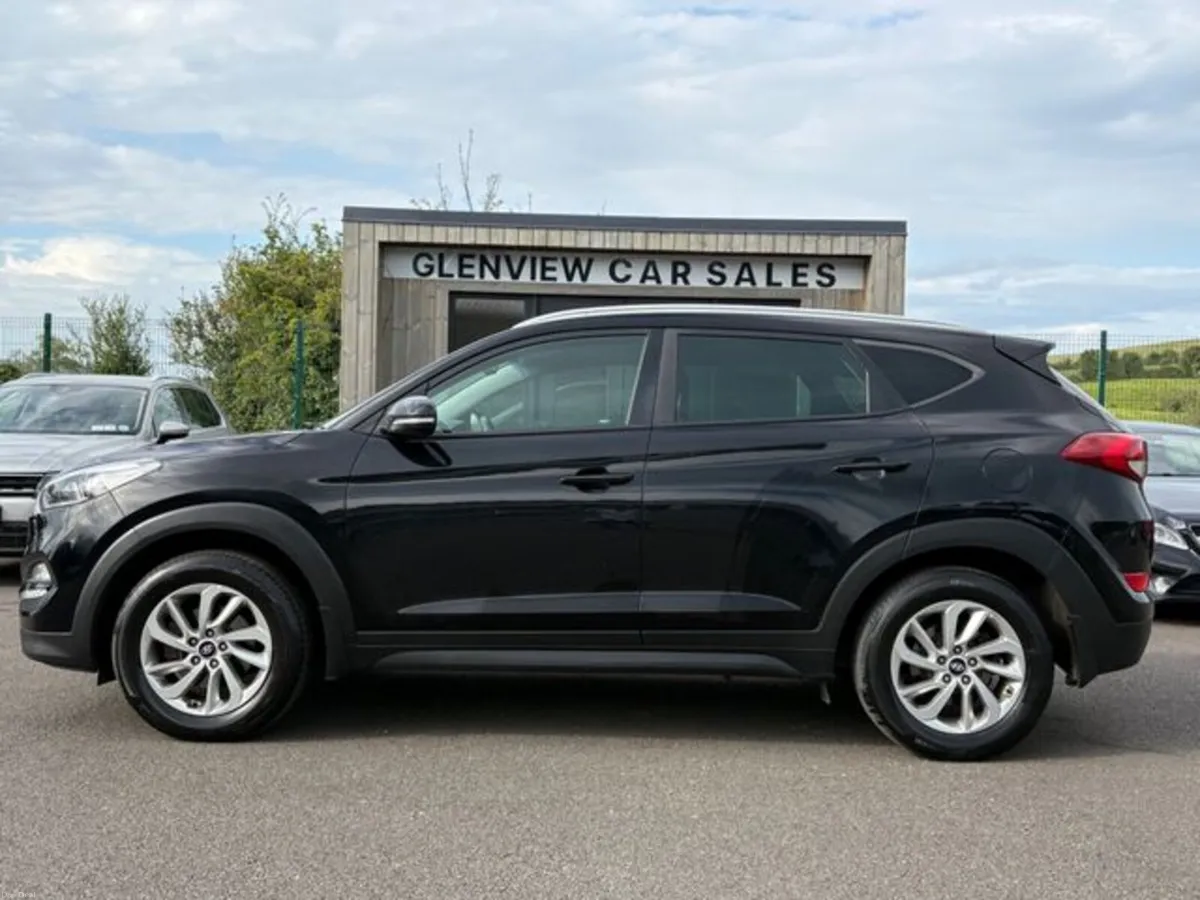 Hyundai Tucson SERVICE HISTORY - EXECUTIVE - Image 4