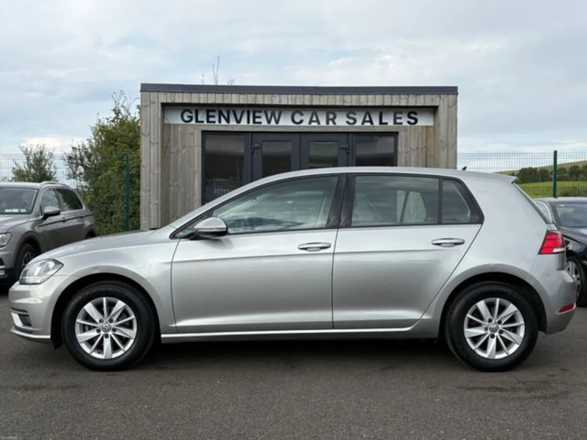 Volkswagen Golf IRISH CAR - 1LITRE 115BHP - Image 4