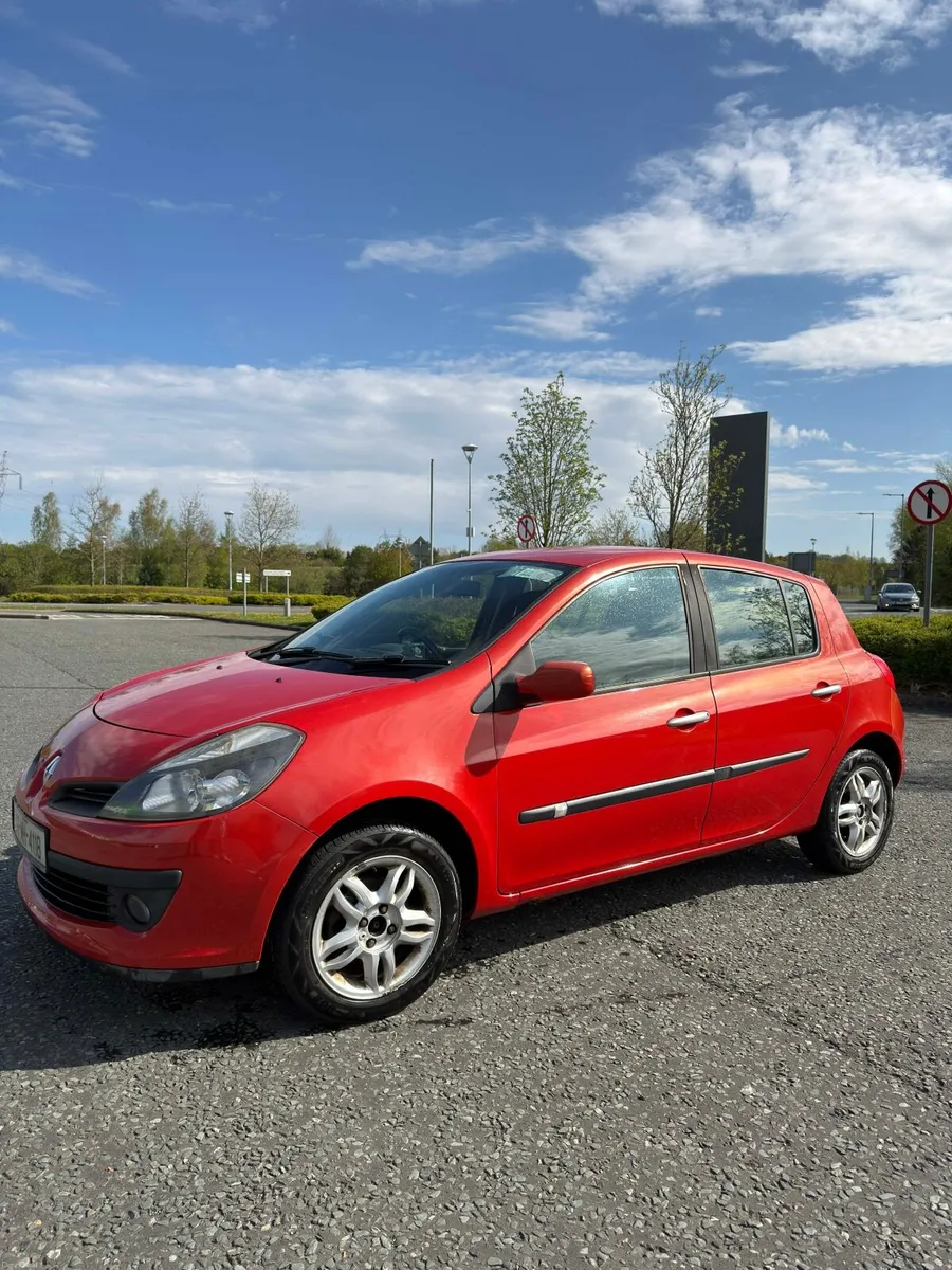 Renault Clio 06, Tax 02/27, NCT 03/27 - Image 1
