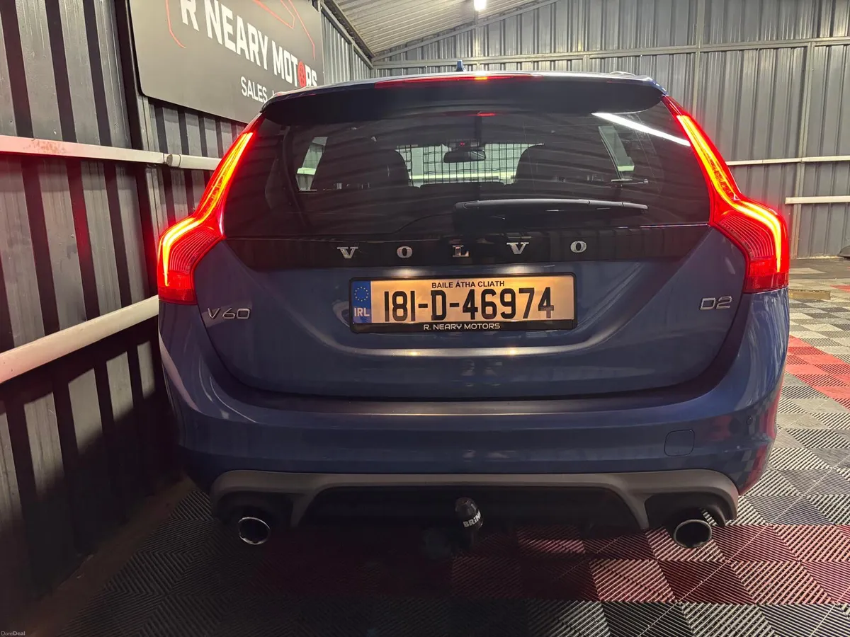 2018 Volvo V60 D2 (120hp) R-Design SE Estate - Image 2