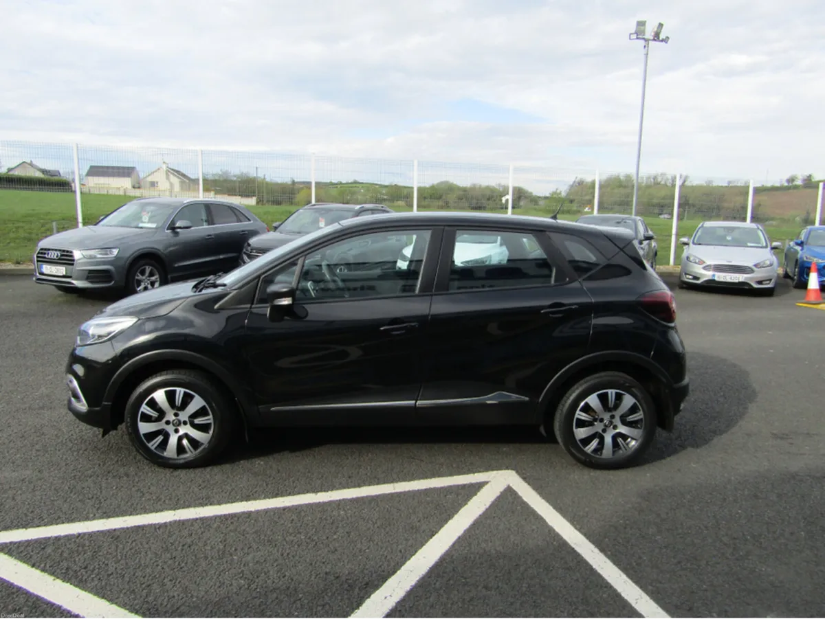 Renault Captur PLAY 1.5 DCI 90 MY18 5DR - Image 6