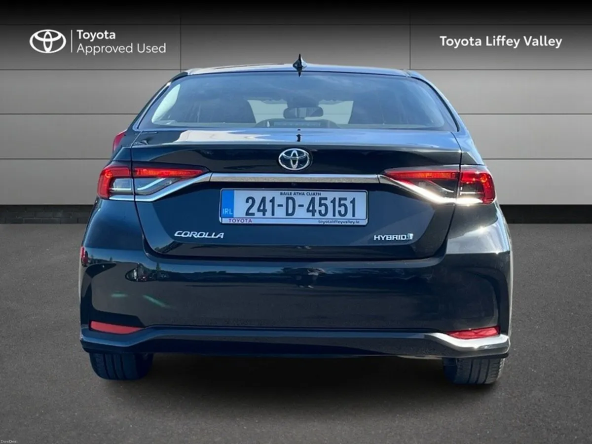 Toyota Corolla COROLLA LUNA SALOON HYBRID - Image 4