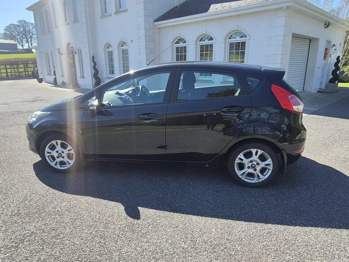 Ford fiesta 1.25 zetec - Image 4