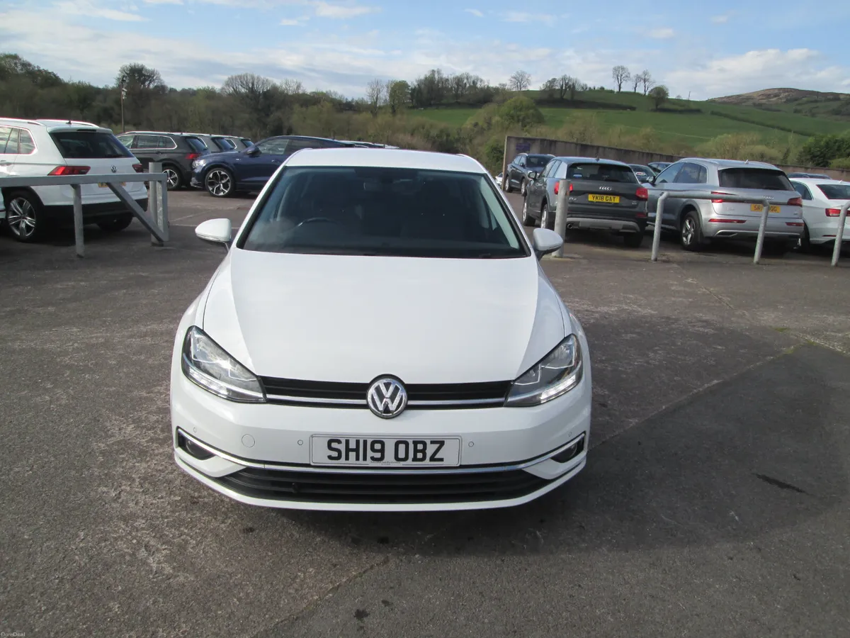 2019  VOLKSWAGEN  GOLF  1.6  TDI  MATCH  5DR - Image 3