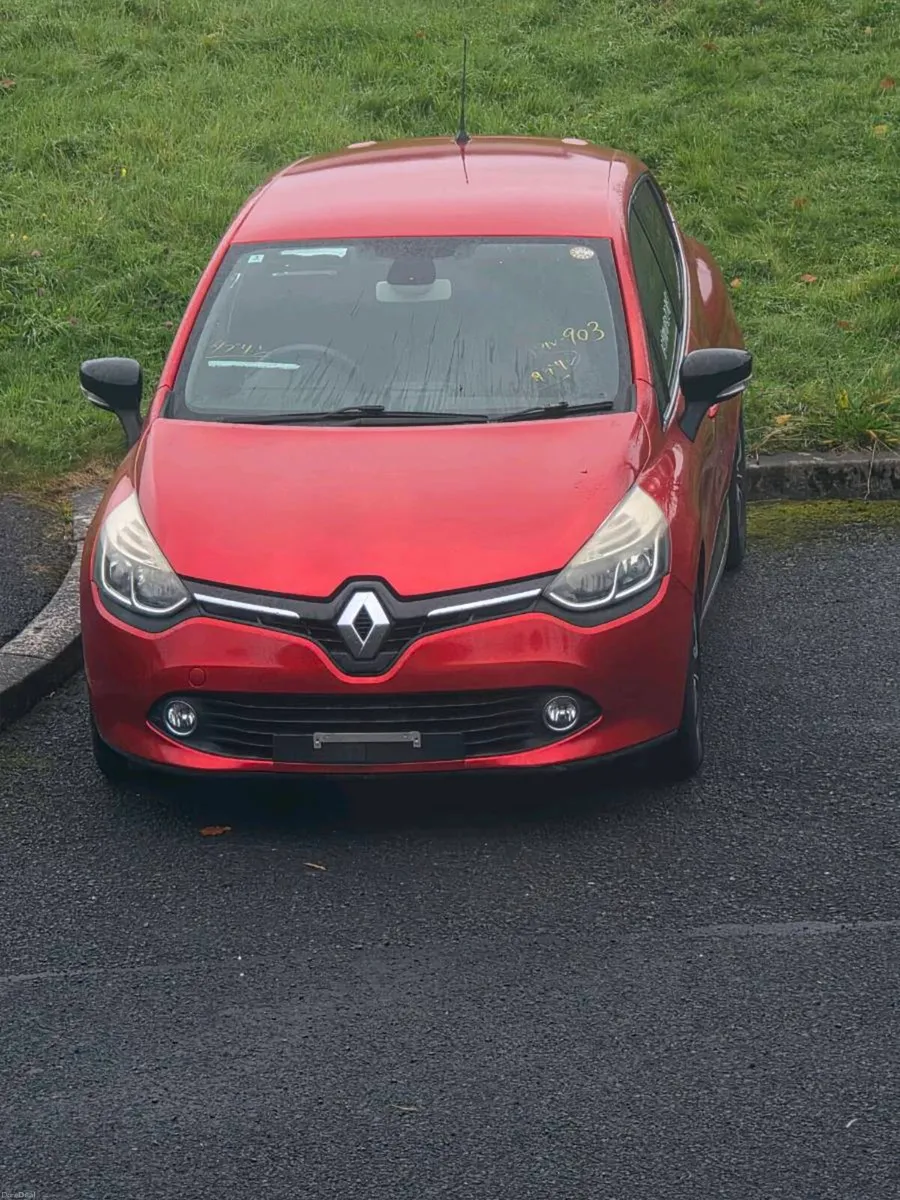 CLIO 1.2 petrol, AUTOMATIC, LOW MILEAGE - Image 1