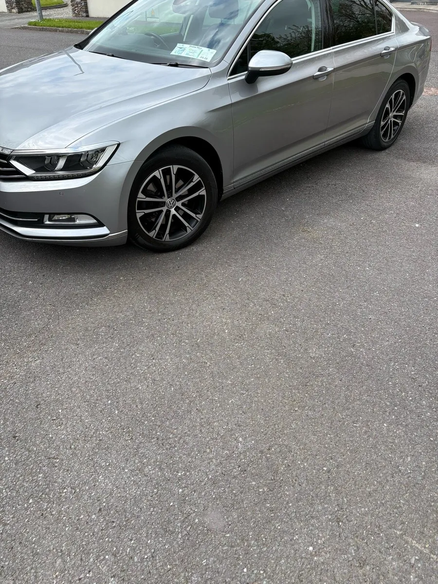191 VW Passat Highline 2.0 TDI - Image 3
