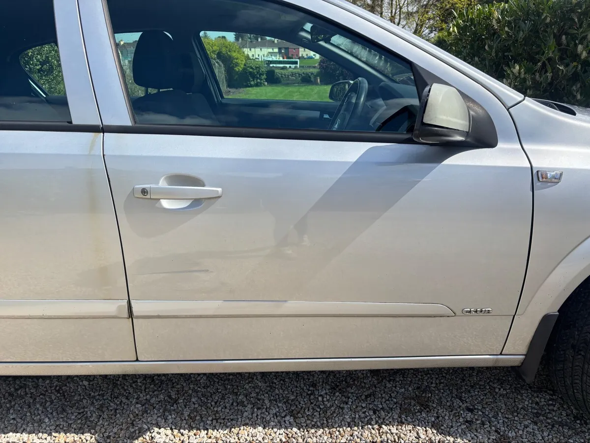 Opel Astra 2008 - Image 4