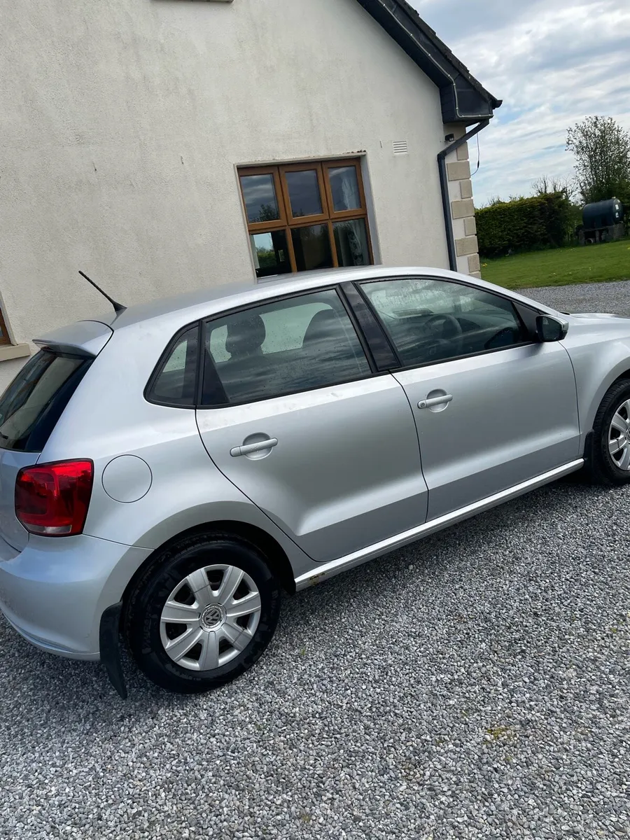 2011 Volkswagen Polo - Image 4
