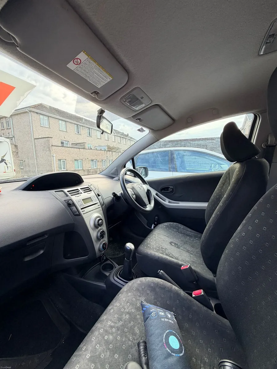 Toyota Yaris 1.0 Manual | Low KM | Reliable car - Image 2