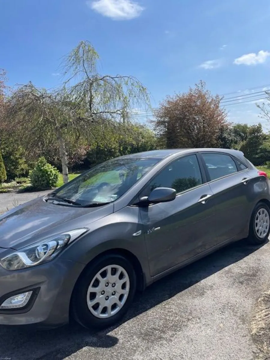 Hyundai i30 2012 - Image 2