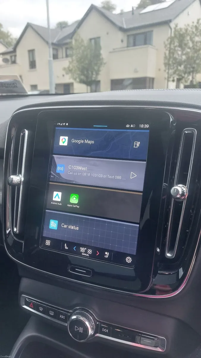 Volvo XC40 2023 - Image 3